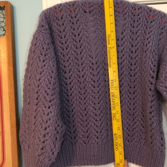 Lavender V-neck Sweater, No Label/brand, May be Handmade, S/M - Picture 11 of 12